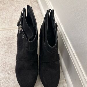 Guess black heeled ankle booties